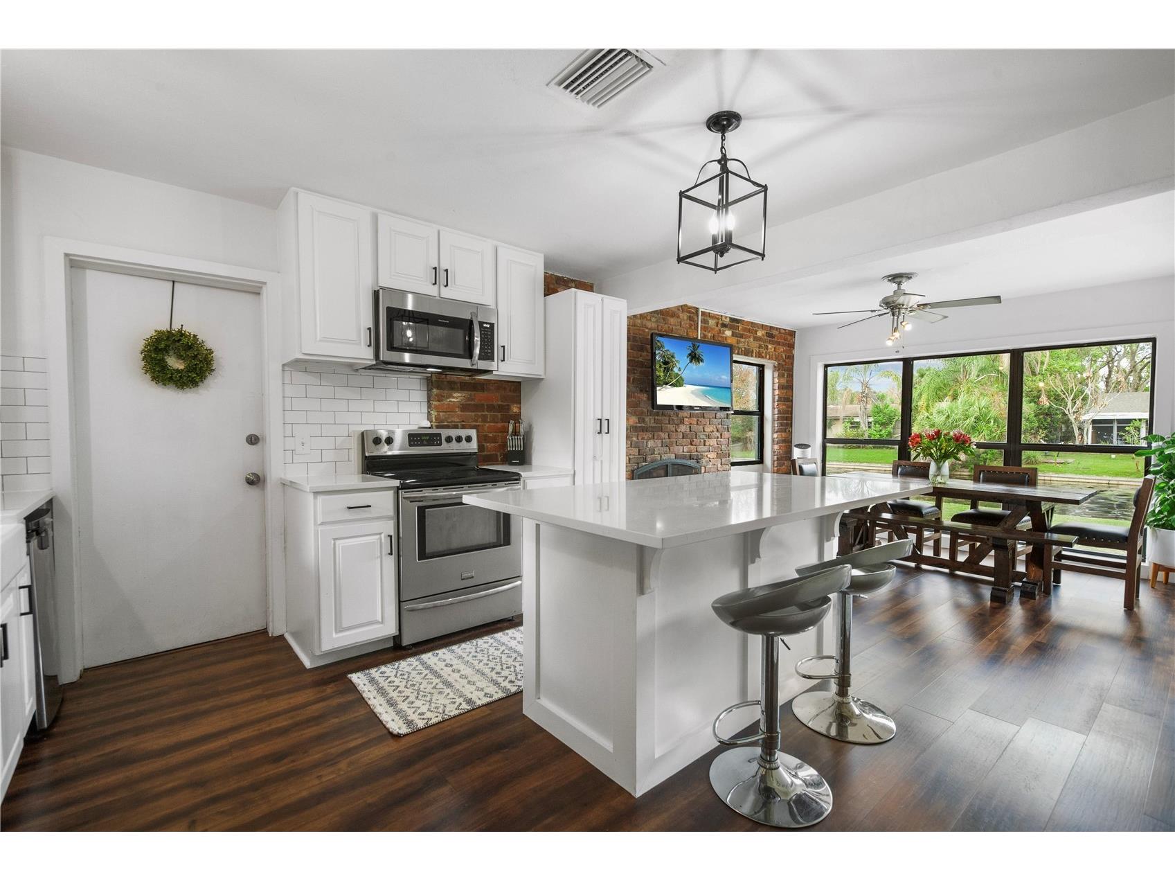 2601 Windward Court Orlando FL 32805 - CANAL TO CLEAR LAKE O6398195 image11
