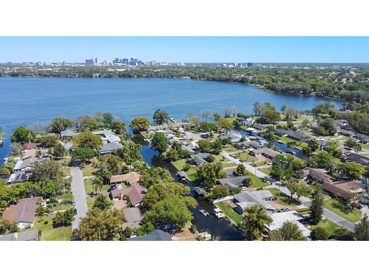 2601 Windward Court Orlando FL 32805 - CANAL TO CLEAR LAKE O6398195 image2