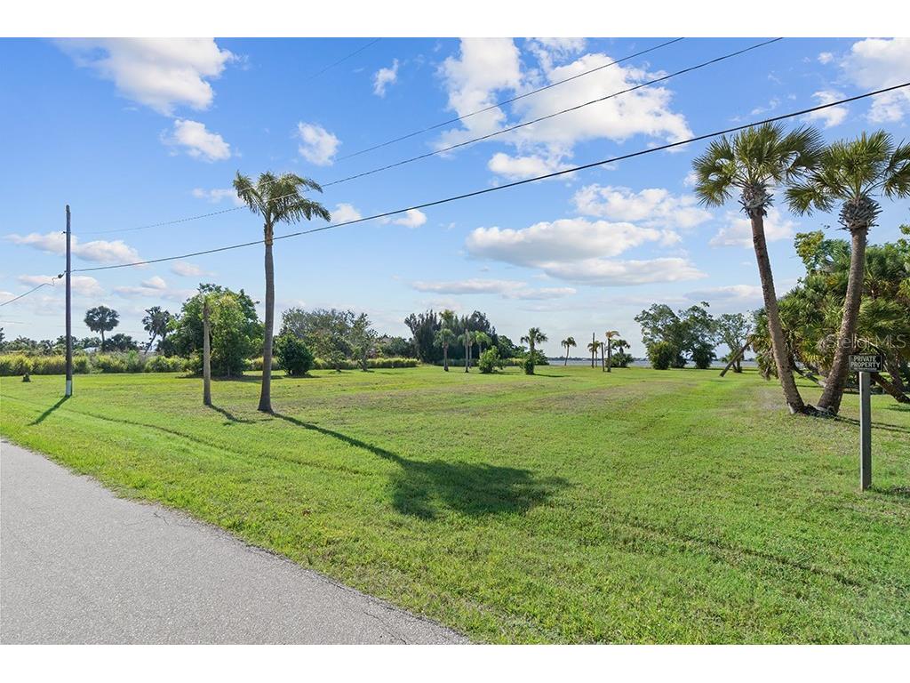 26014 Shore Drive Punta Gorda FL 33950 C7526342 image16