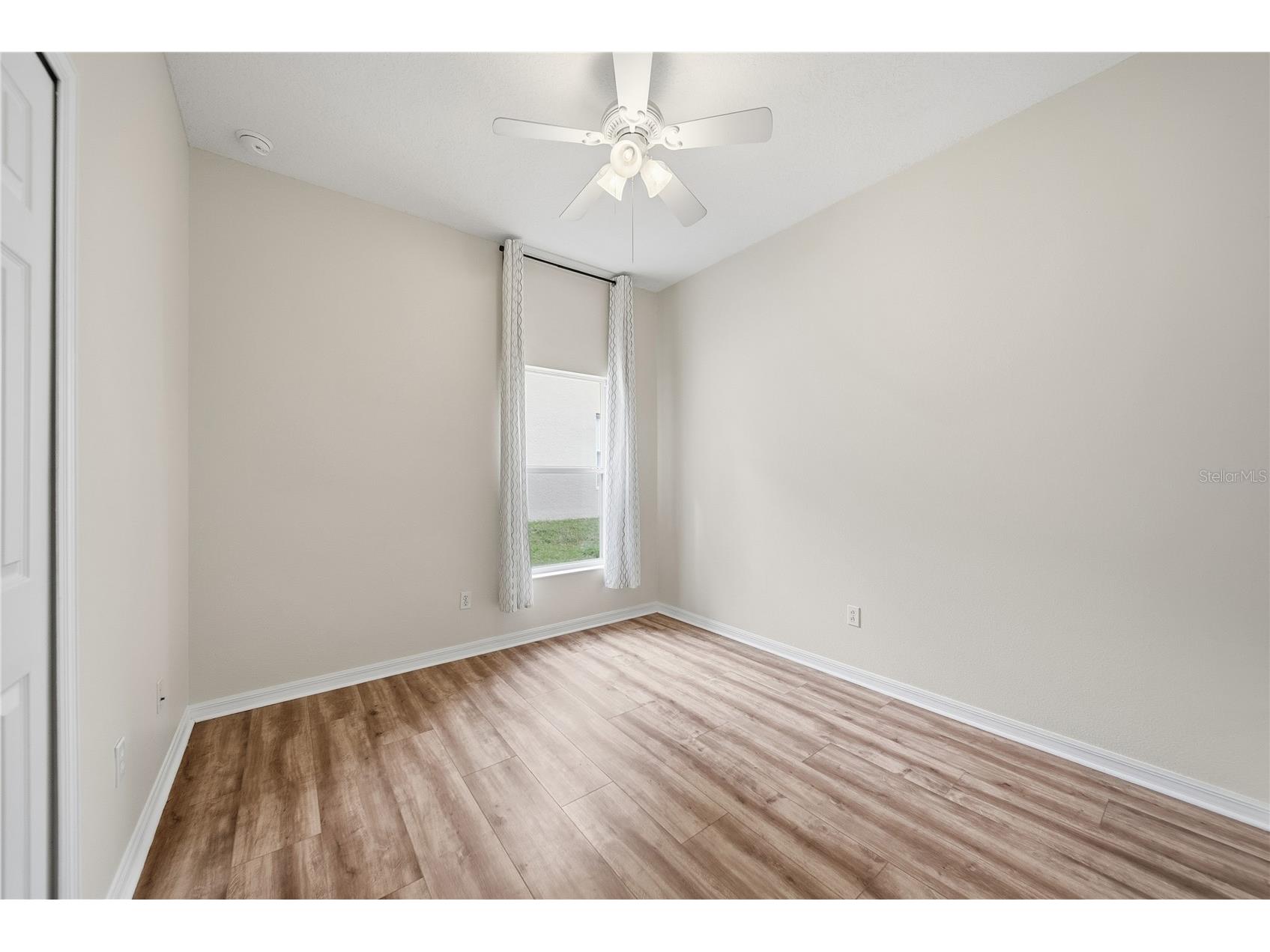 26016 Singing Lark Court Leesburg FL 34748 TB8461364 image16