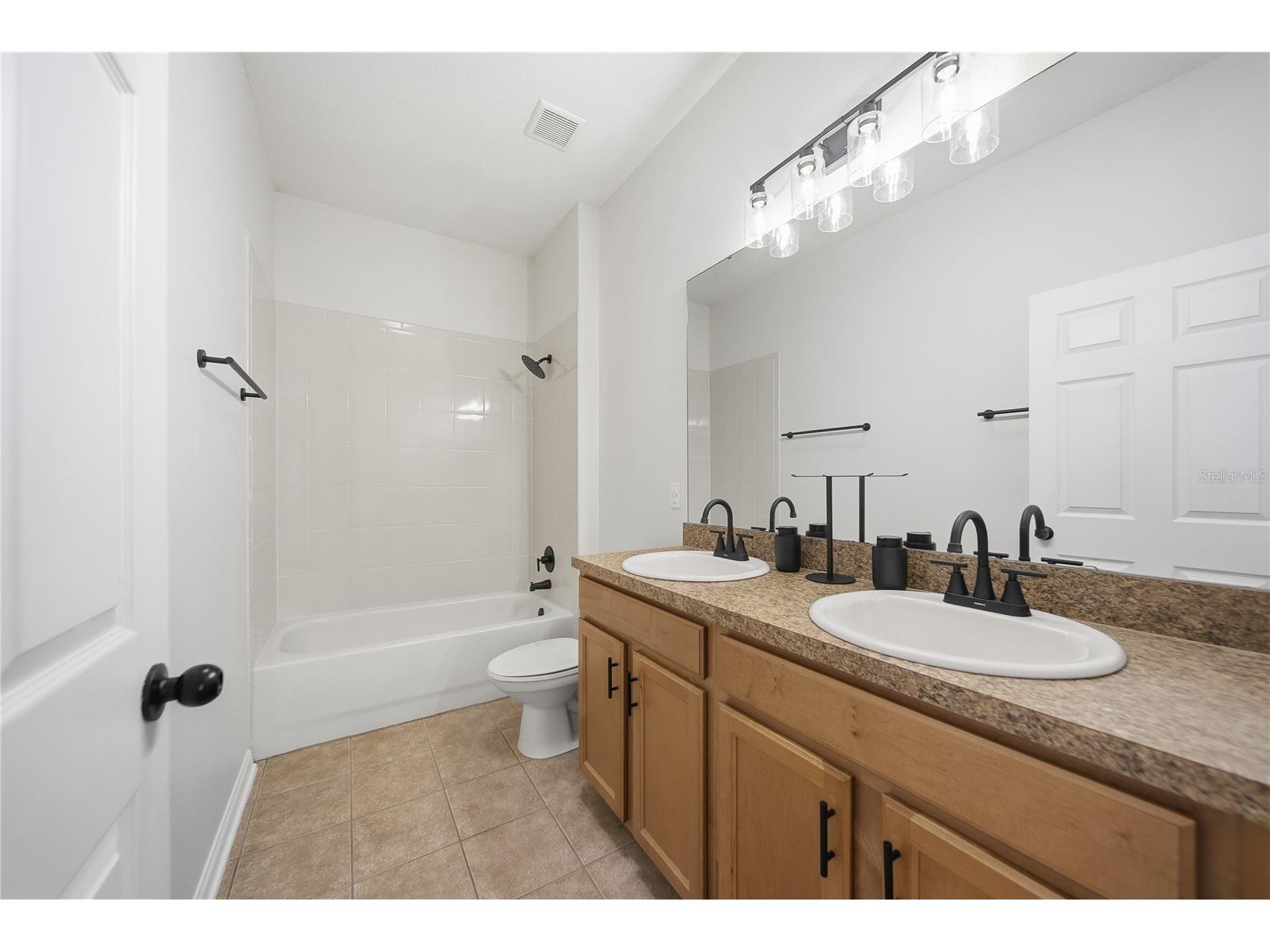 26016 Singing Lark Court Leesburg FL 34748 TB8461364 image18