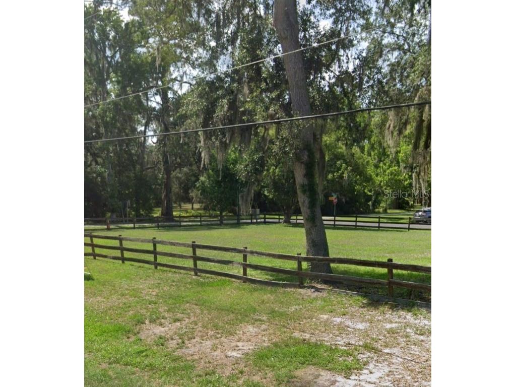 2602 Lake Forest Drive Deland FL 32720 O6346244 image4