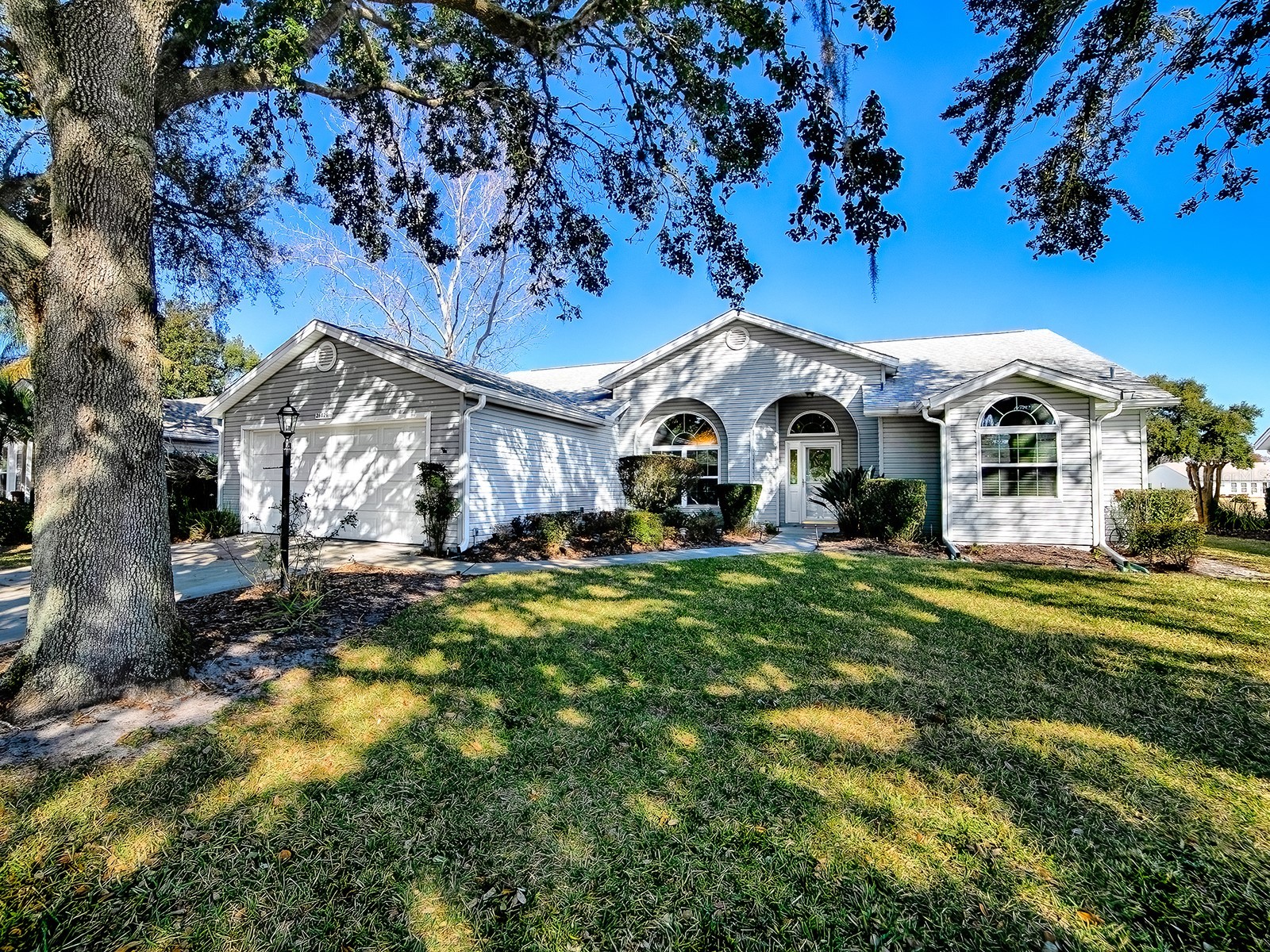 26029 Oakmount Drive Leesburg FL 34748 G5107951 image1