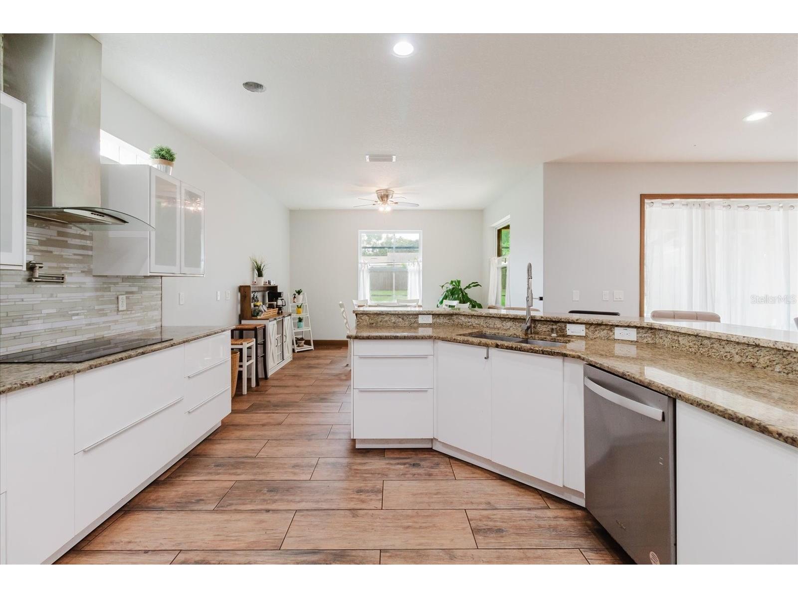 2603 Bismark Drive Valrico FL 33596 TB8496698 image23