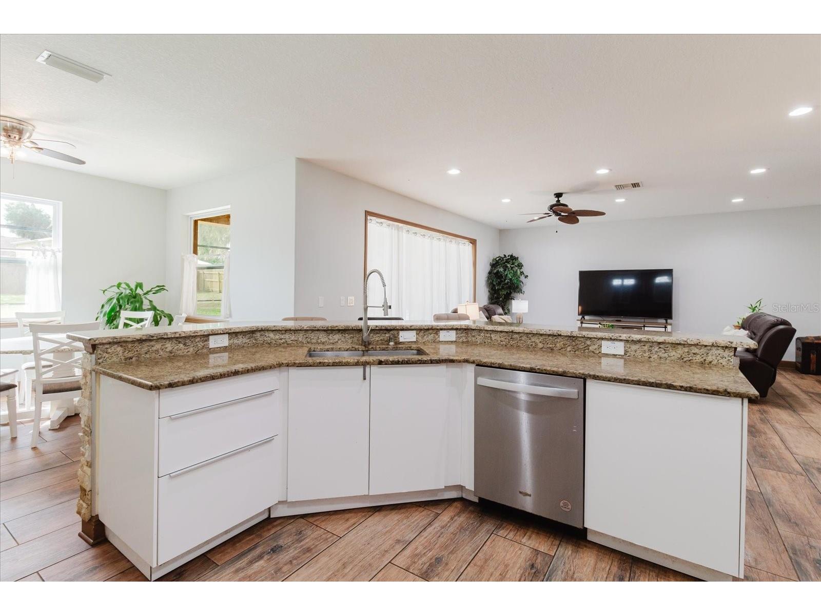 2603 Bismark Drive Valrico FL 33596 TB8496698 image25