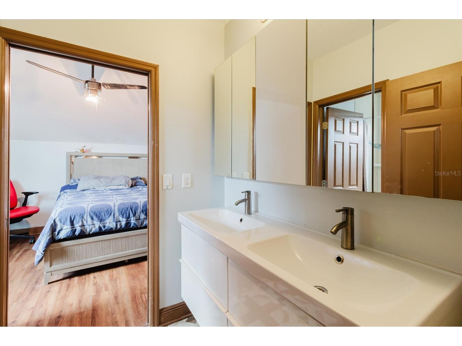 2603 Bismark Drive Valrico FL 33596 TB8496698 image59