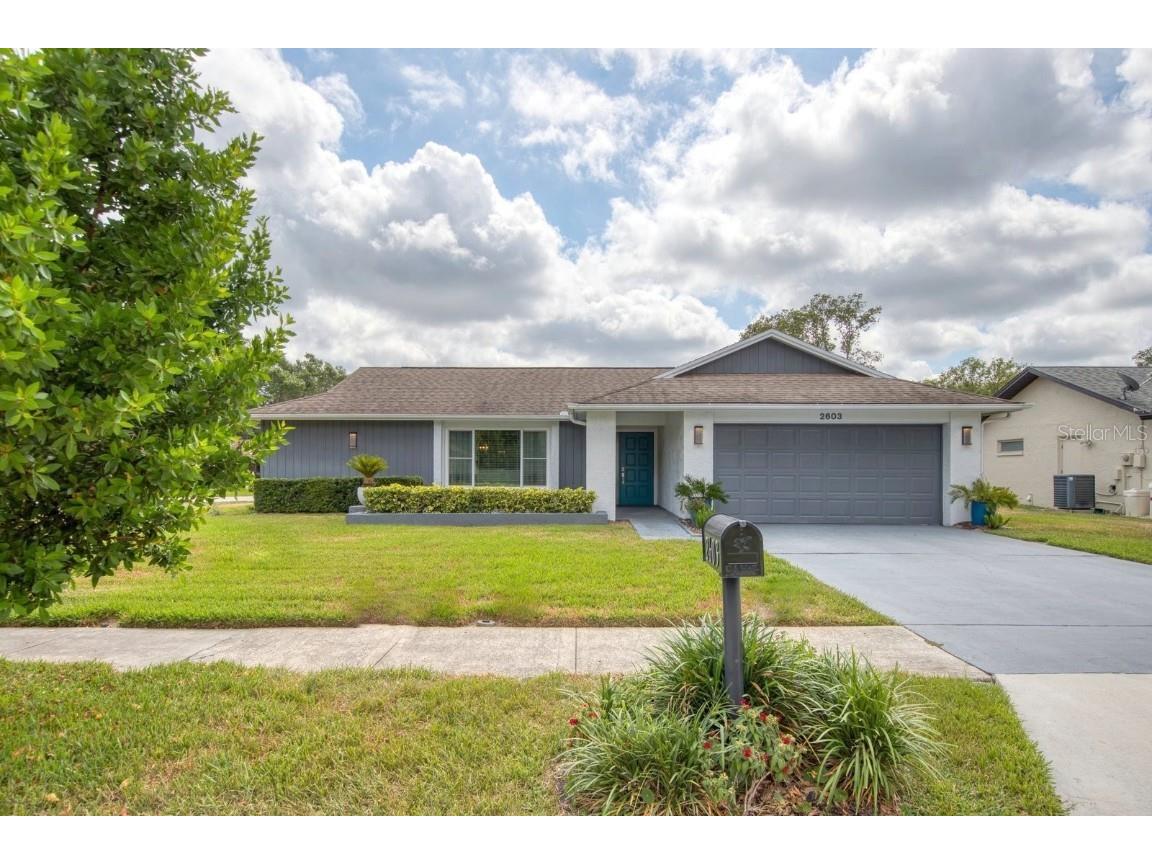 2603 Camille Drive Palm Harbor FL 34684 - LAKE TARPON U8201928 image1