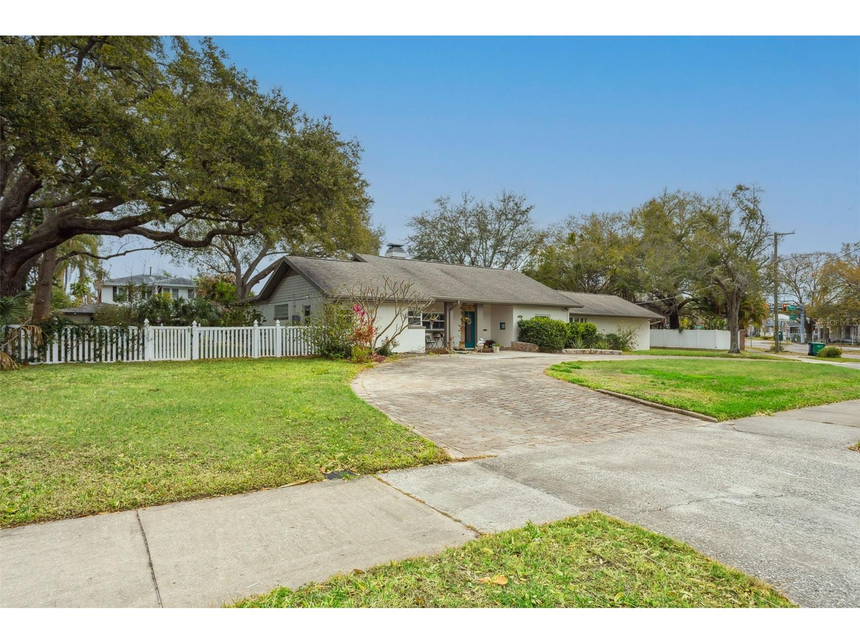 2603 N Ridgewood Avenue Tampa FL 33602 TB8481253 image1