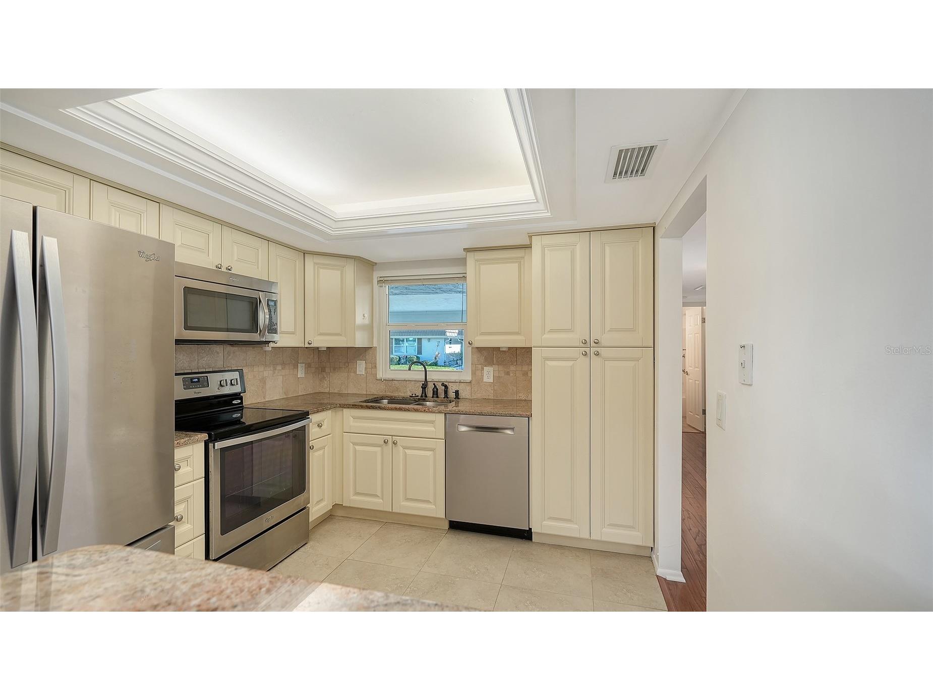 2603 Riverbluff Parkway #V141 Sarasota FL 34231 A4683240 image20