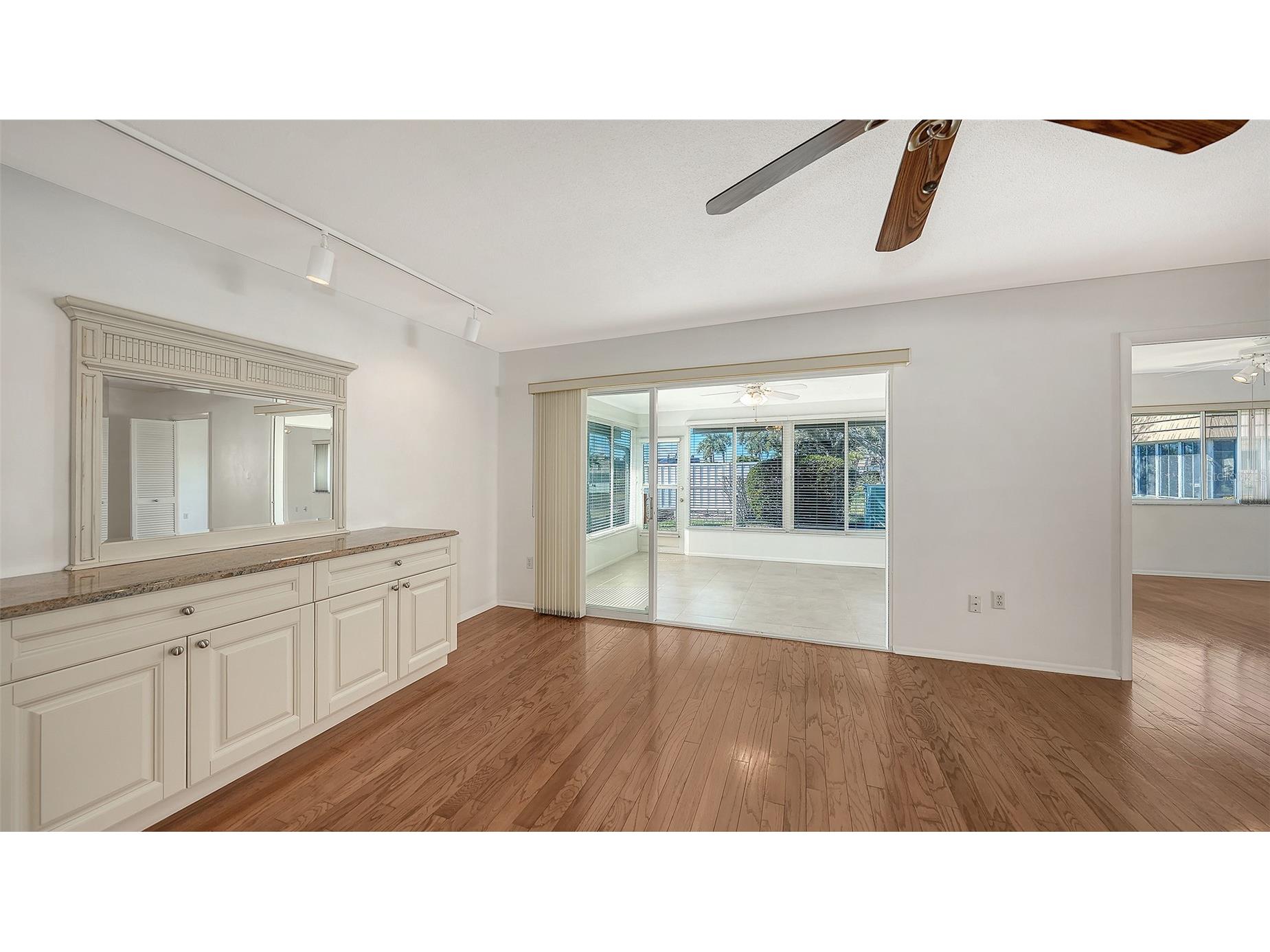 2603 Riverbluff Parkway #V141 Sarasota FL 34231 A4683240 image6