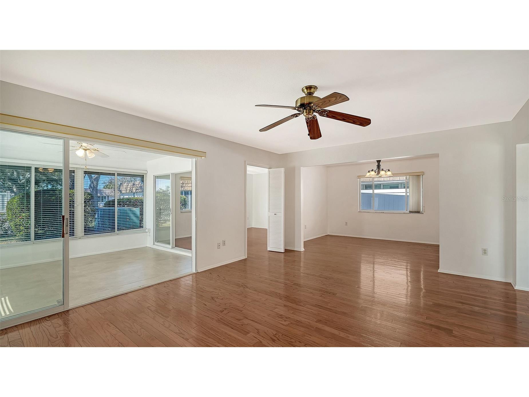 2603 Riverbluff Parkway #V141 Sarasota FL 34231 A4683240 image7