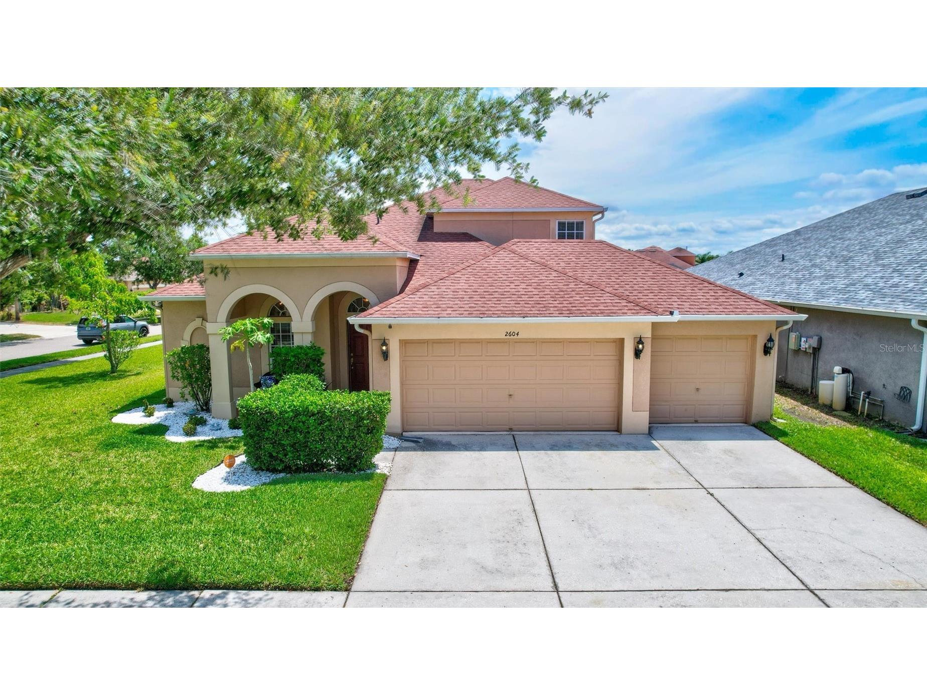 2604 Dakota Rock Drive Ruskin FL 33570 - LITTLE MANATEE RIVER AND LAKES TB8501881 image1