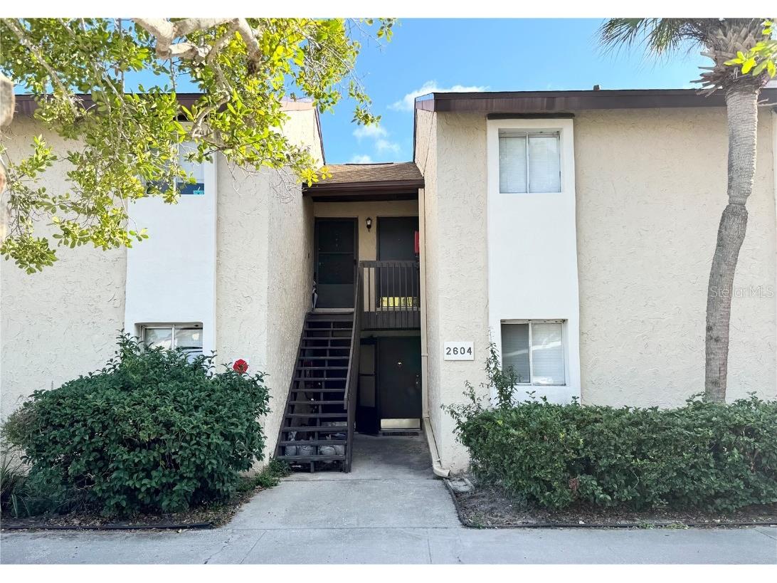2604 Hidden Lake Drive N #2604B Sarasota FL 34237 A4674167 image1