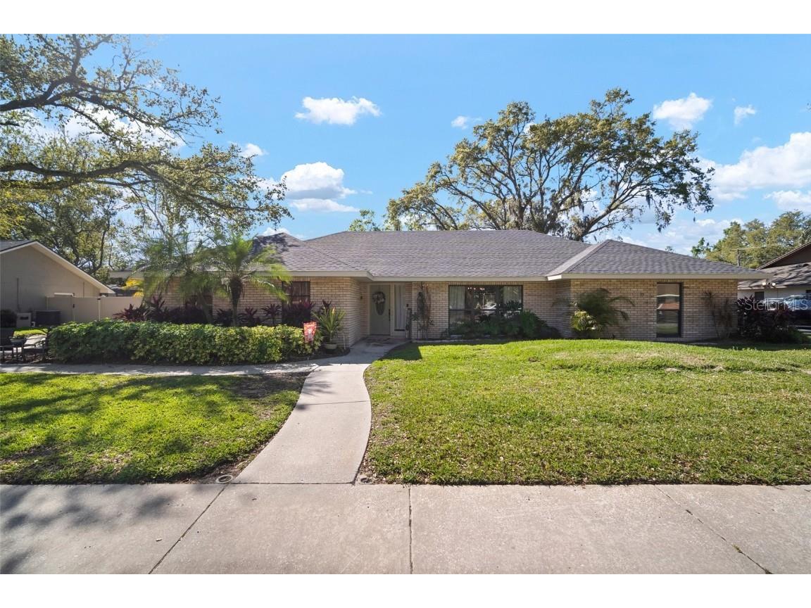2604 Manor Oak Drive Valrico FL 33596 TB8360444 image1