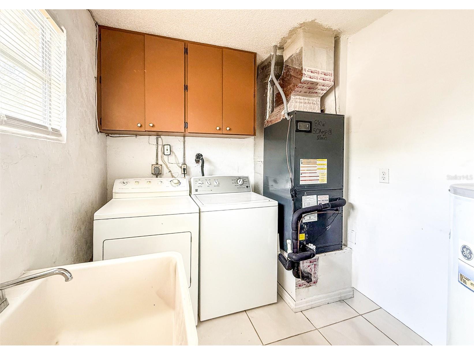 2604 Woodgate Lane #J6 Sarasota FL 34231 A4698908 image16