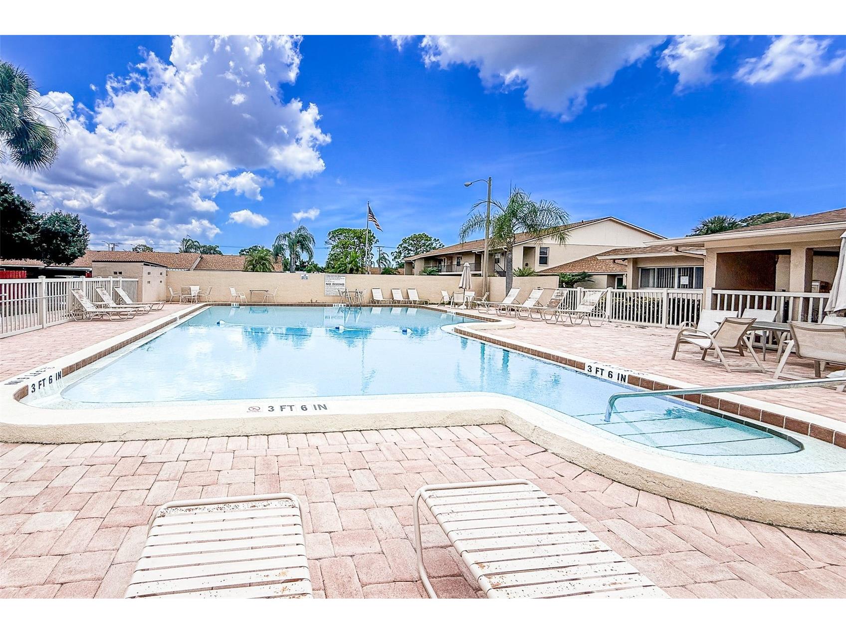 2604 Woodgate Lane #J6 Sarasota FL 34231 A4698908 image23