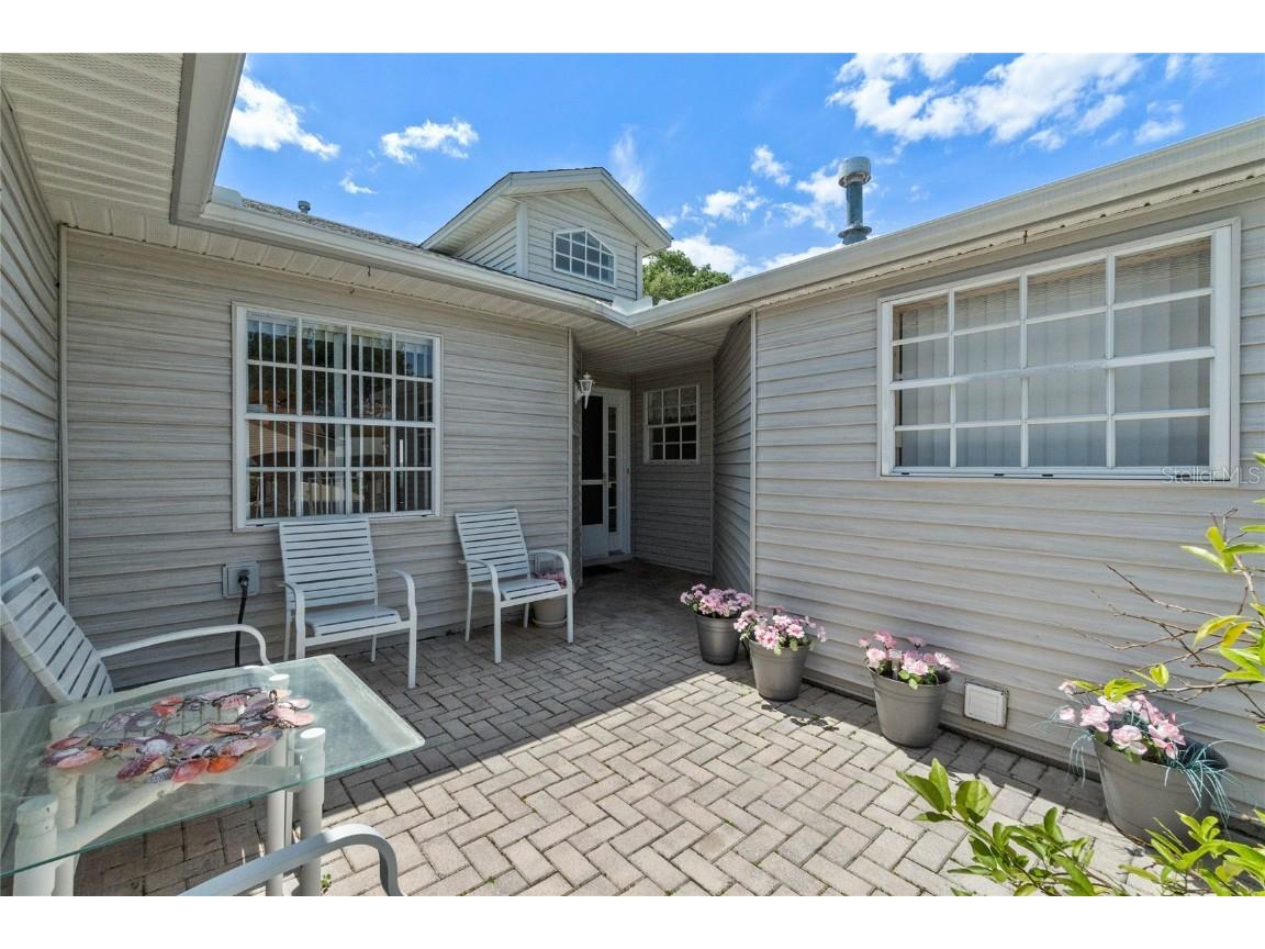 26044 Newcombe Circle Leesburg FL 34748 O6099345 image1