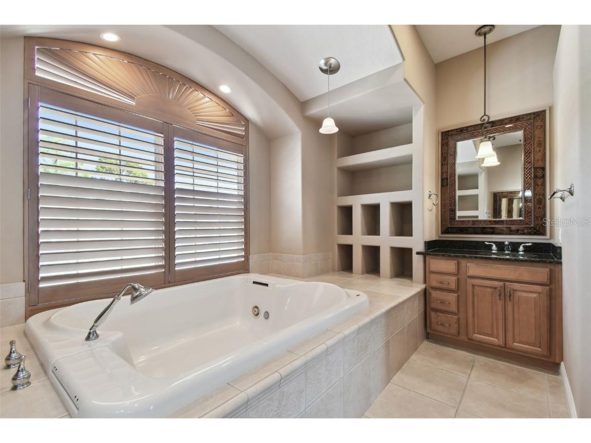 2605 59th Street S Gulfport FL 33707 TB8379600 image50