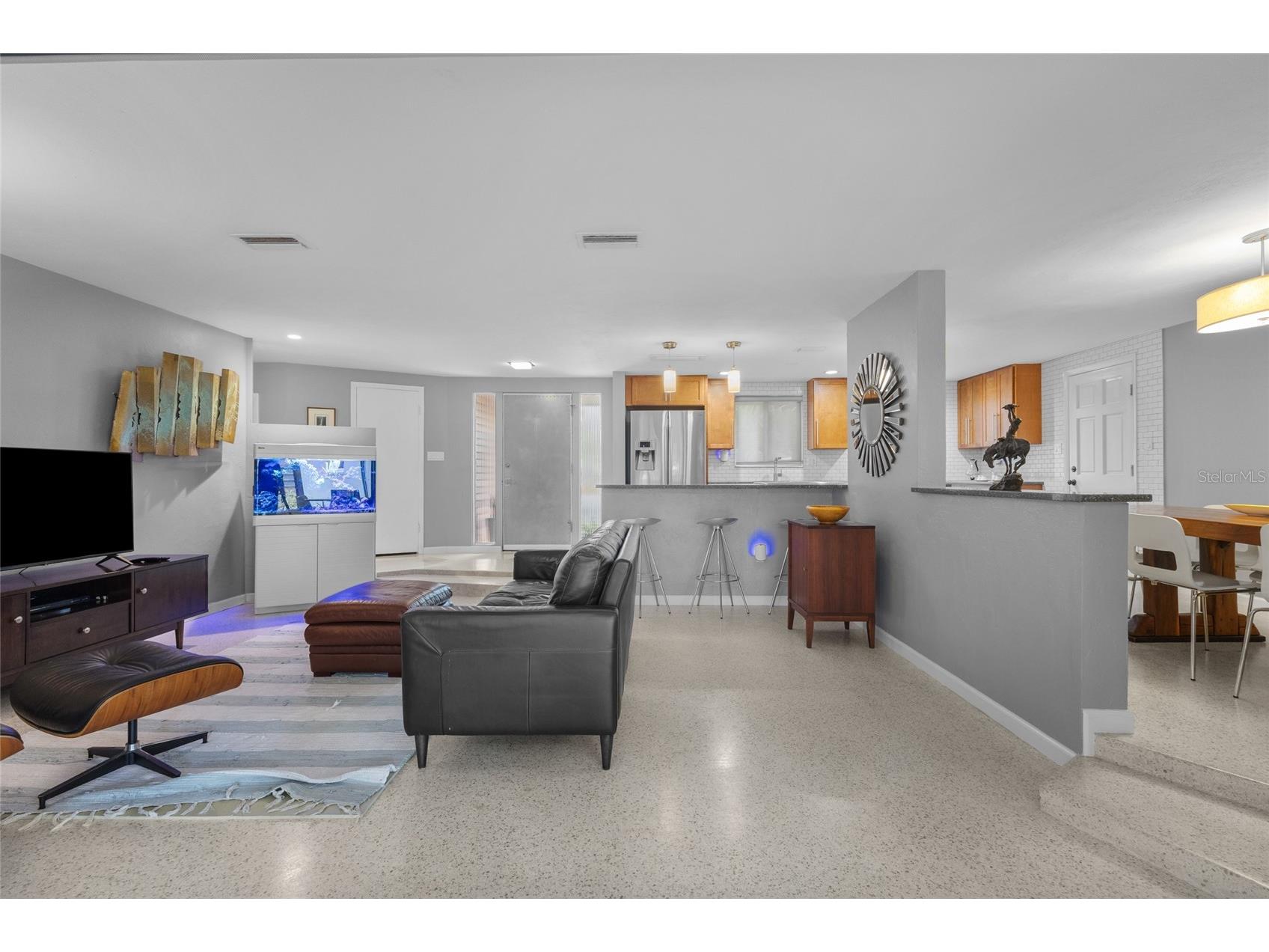 2605 Botany Avenue Sarasota FL 34239 A4696274 image10