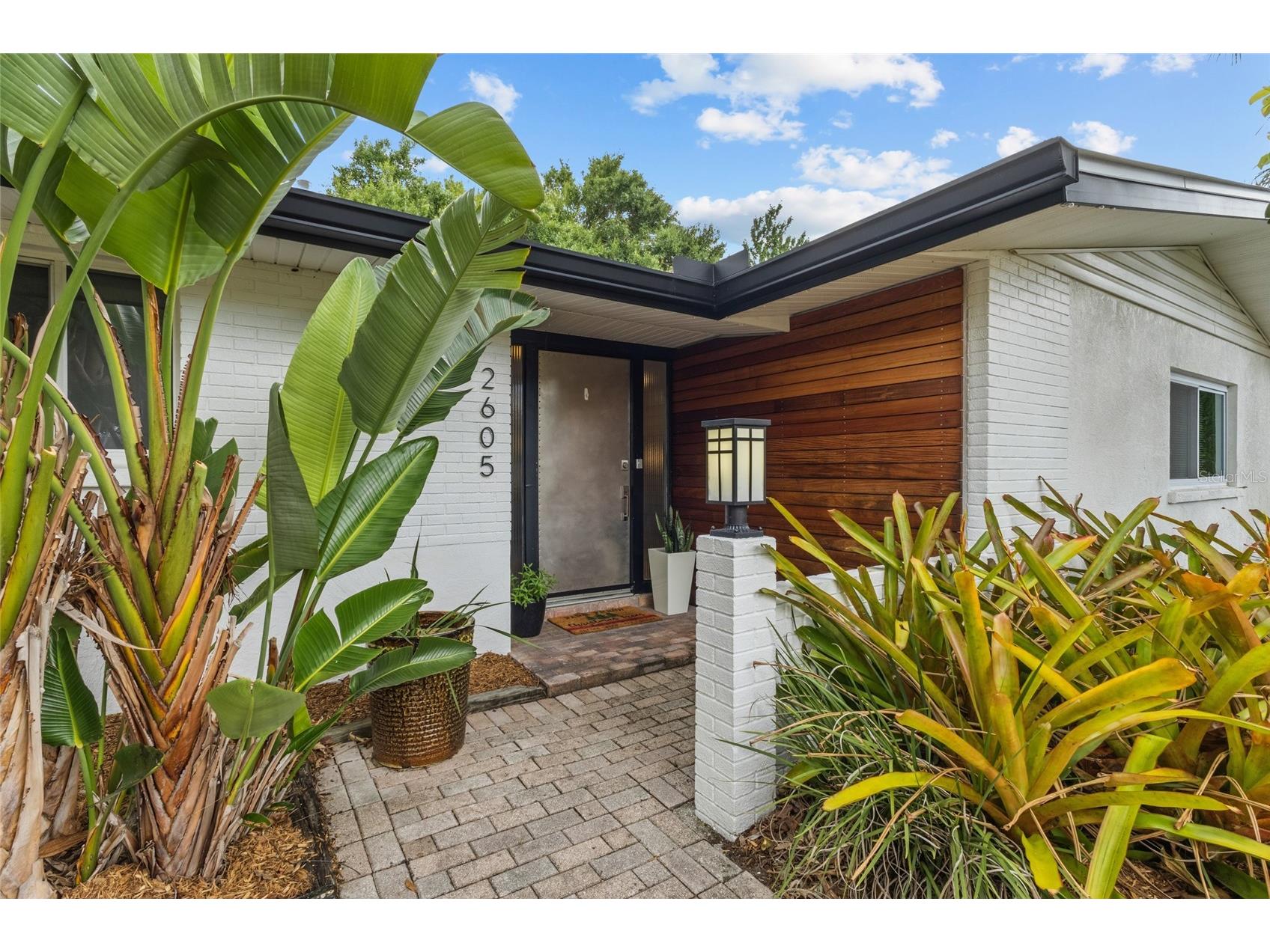 2605 Botany Avenue Sarasota FL 34239 A4696274 image4
