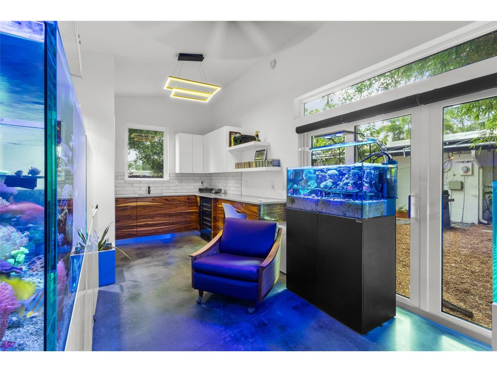 2605 Botany Avenue Sarasota FL 34239 A4696274 image52