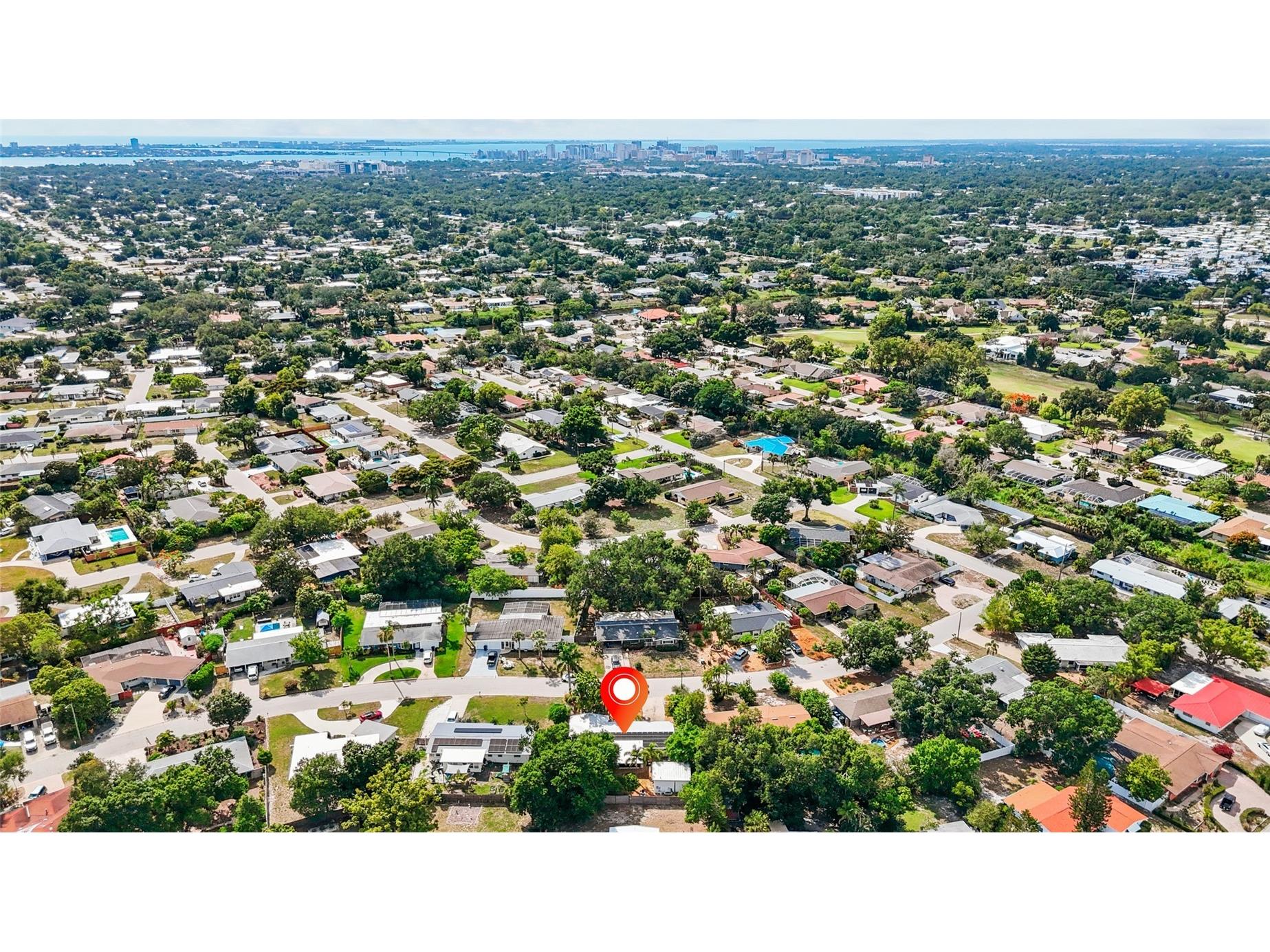 2605 Botany Avenue Sarasota FL 34239 A4696274 image58