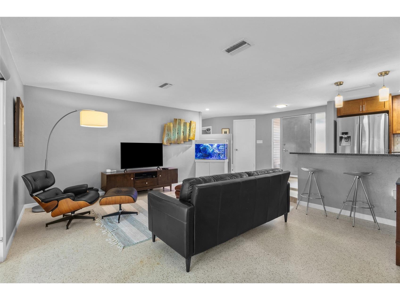 2605 Botany Avenue Sarasota FL 34239 A4696274 image6