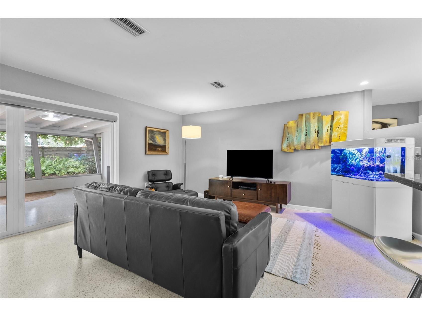 2605 Botany Avenue Sarasota FL 34239 A4696274 image8