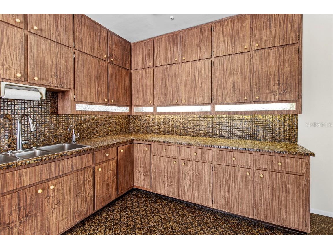 2605 Desoto Road Sarasota FL 34234 A4673038 image12