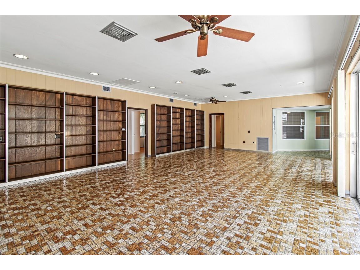 2605 Desoto Road Sarasota FL 34234 A4673038 image18