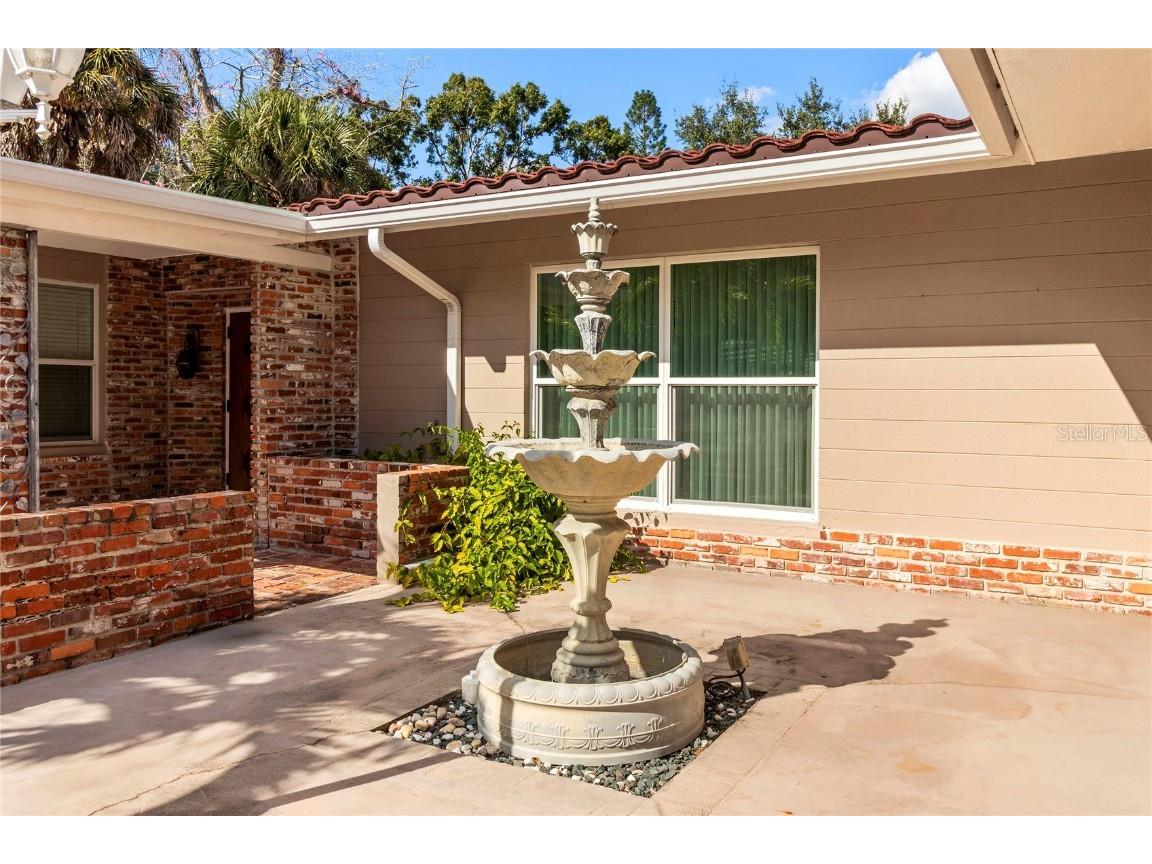 2605 Desoto Road Sarasota FL 34234 A4673038 image4