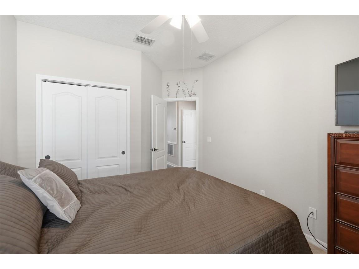 2605 Limerick Circle Grand Island FL 32735 G5104314 image23