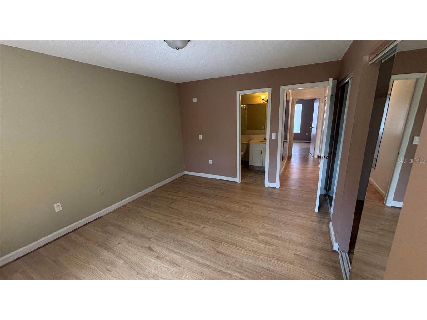 2605 Pine Lake Terrace #D Sarasota FL 34237 A4669003 image15