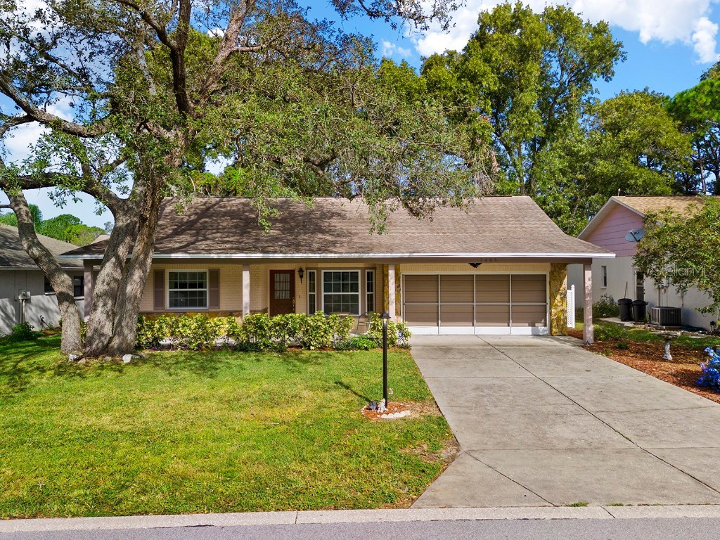 2605 Royal Ridge Drive Spring Hill FL 34606 W7858708 image1