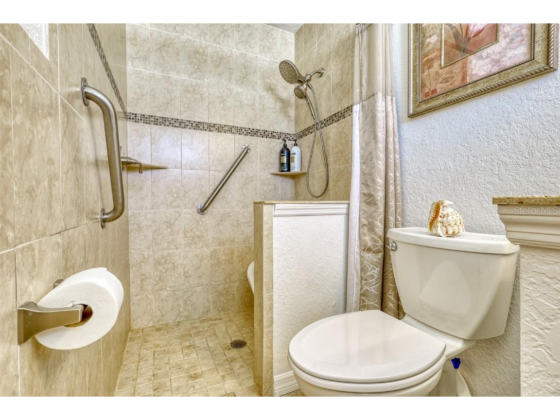 2605 Sunnybrook Drive Sarasota FL 34239 A4677362 image22