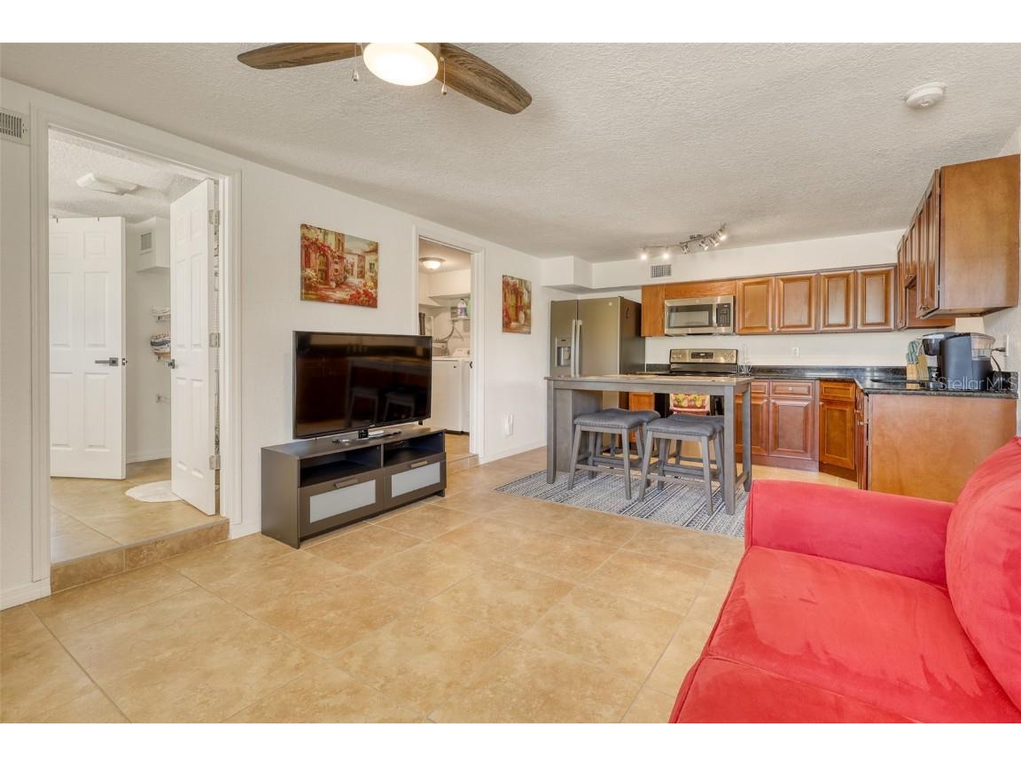 2605 Sunnybrook Drive Sarasota FL 34239 A4677362 image26