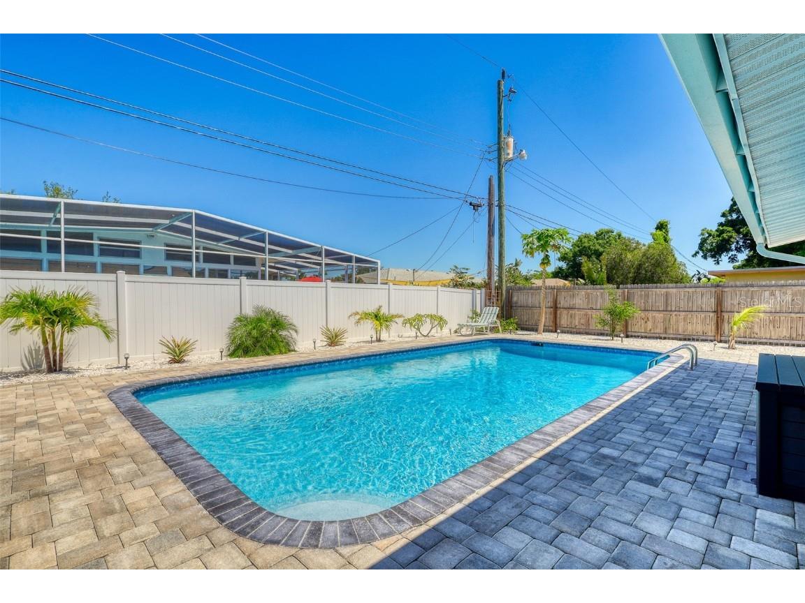 2605 Sunnybrook Drive Sarasota FL 34239 A4677362 image4