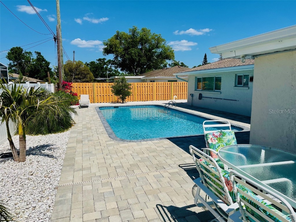 2605 Sunnybrook Drive Sarasota FL 34239 A4677362 image45