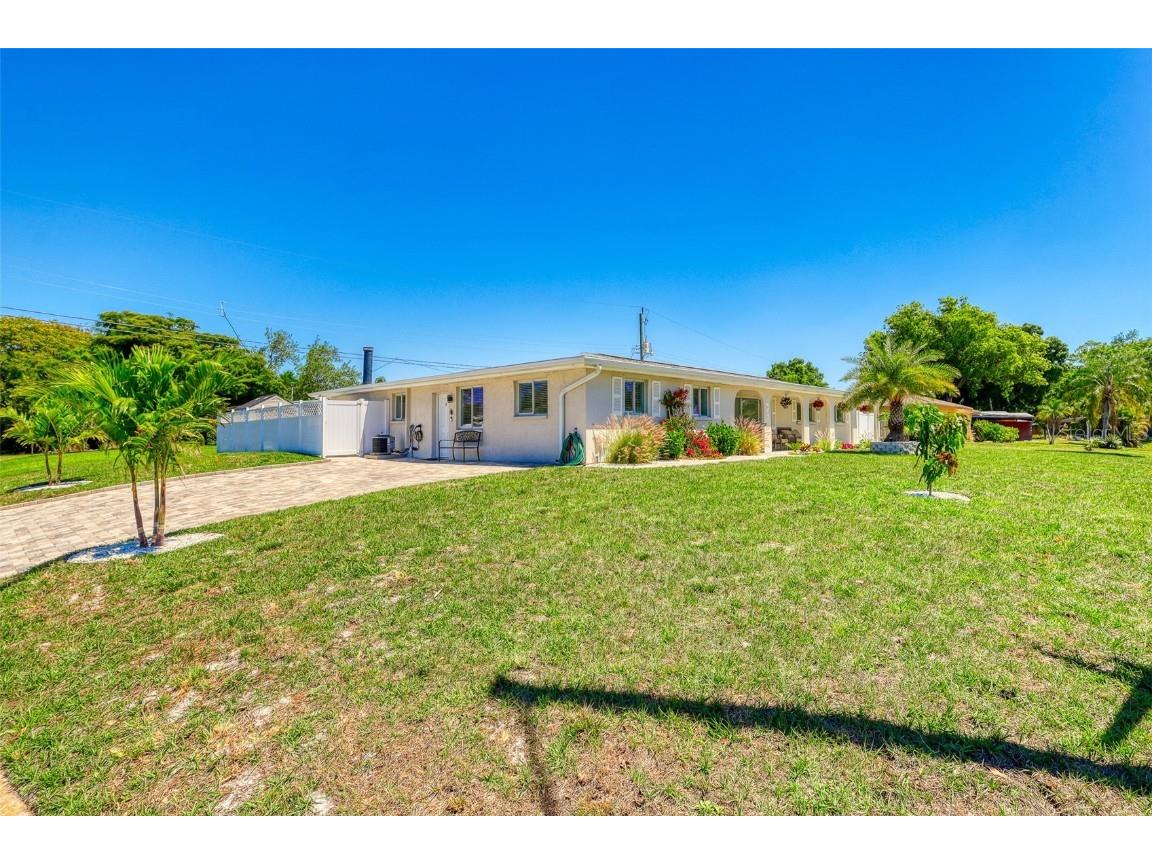 2605 Sunnybrook Drive Sarasota FL 34239 A4677362 image47