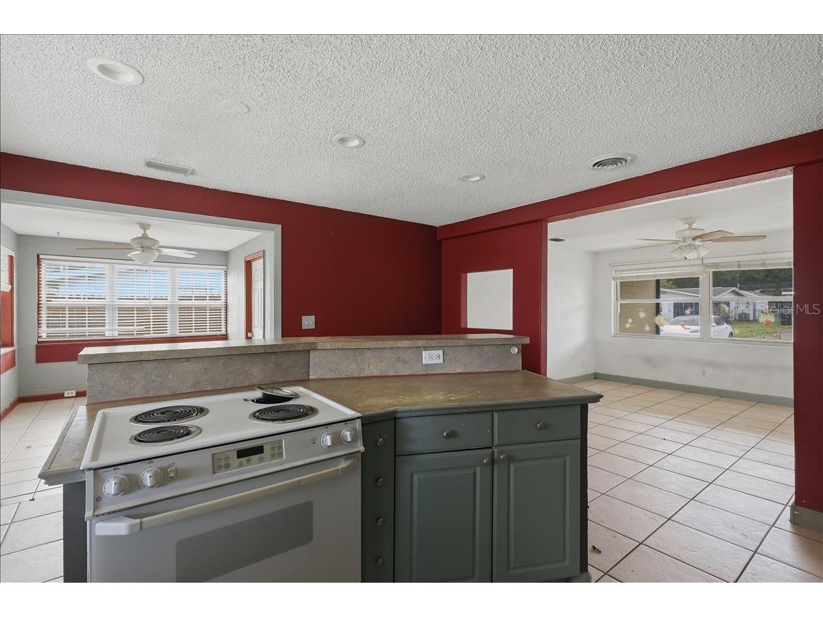2605 Yale Road South Daytona FL 32119 FC318909 image6