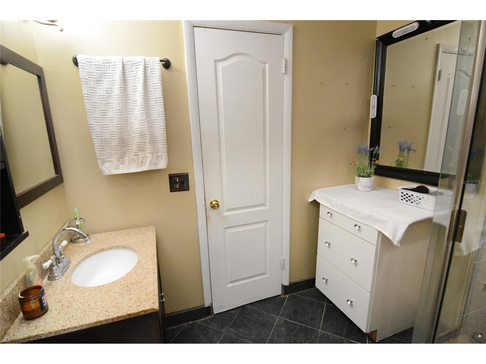 2606 E Crystal Lake Avenue Orlando FL 32806 O6380407 image19