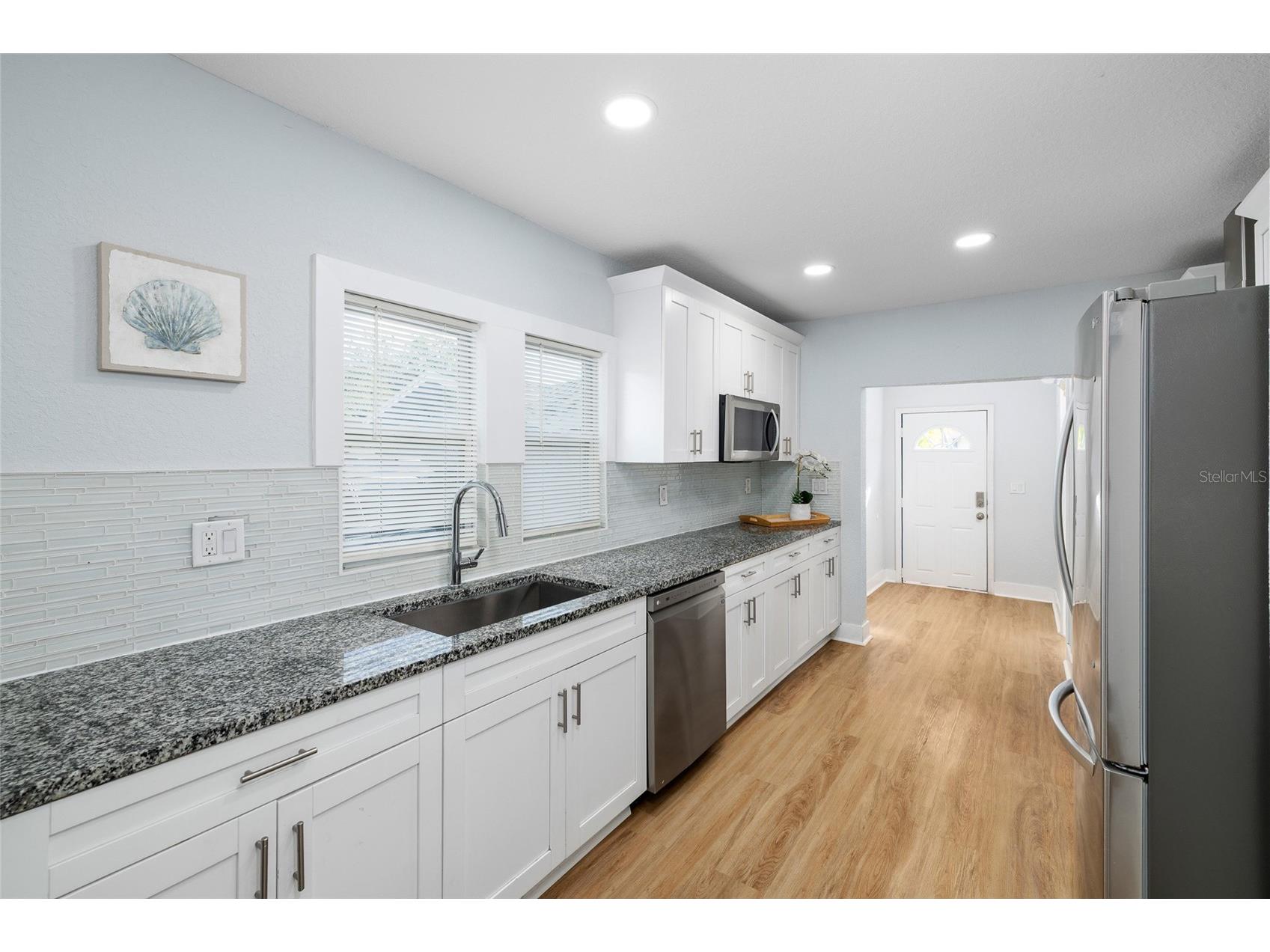 2606 W Henry Avenue Tampa FL 33614 TB8459035 image13