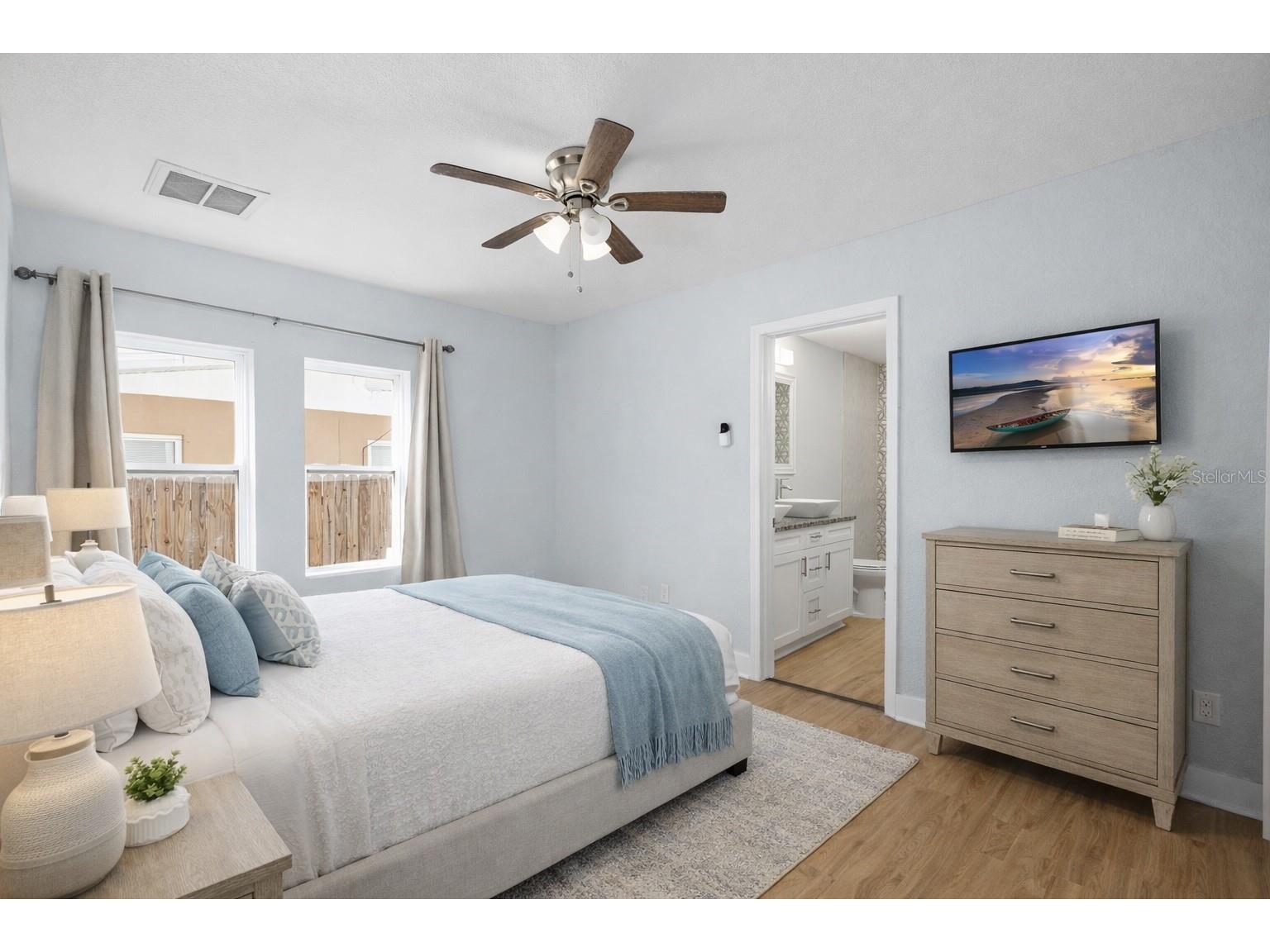 2606 W Henry Avenue Tampa FL 33614 TB8459035 image20