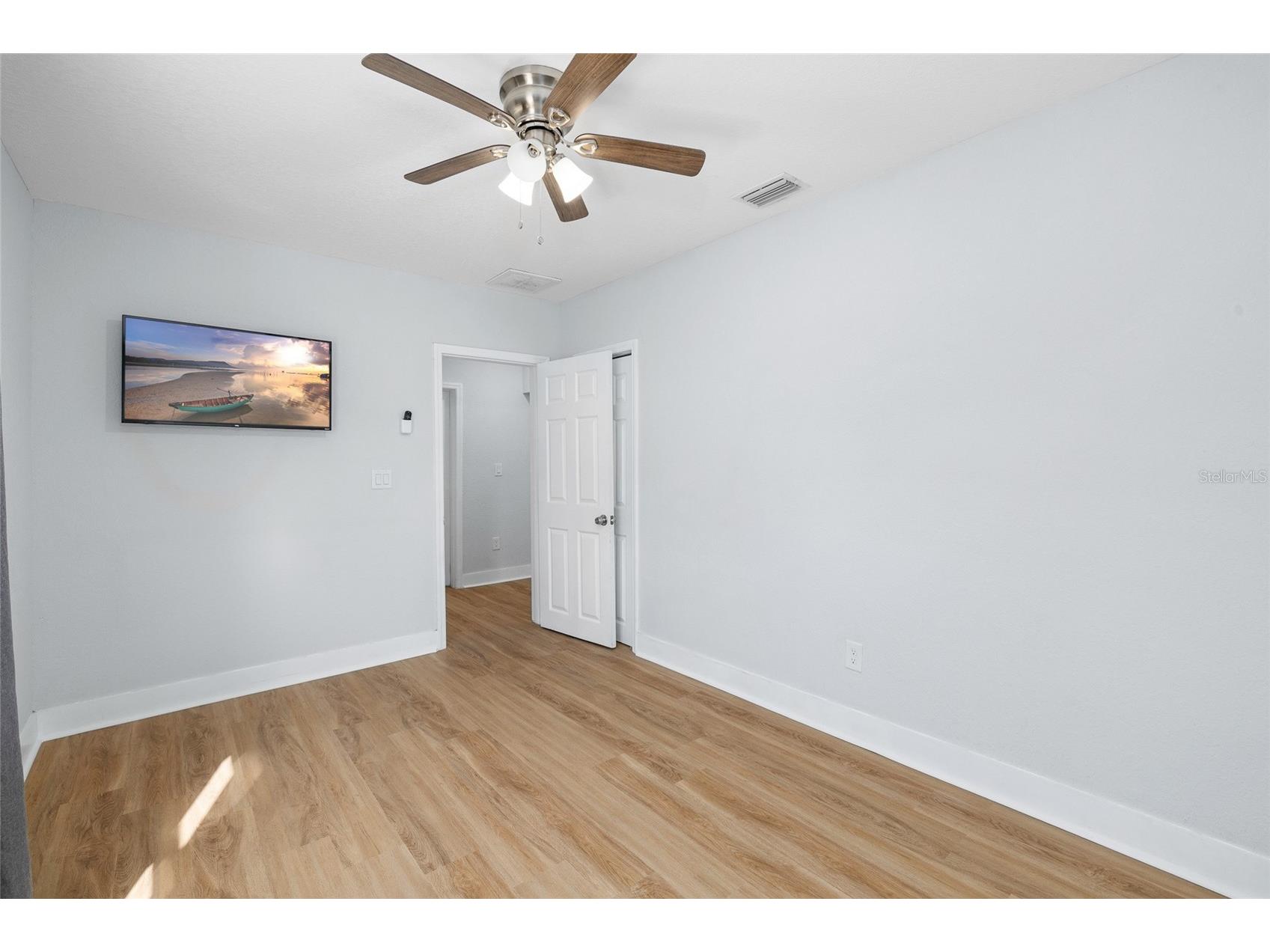 2606 W Henry Avenue Tampa FL 33614 TB8459035 image23