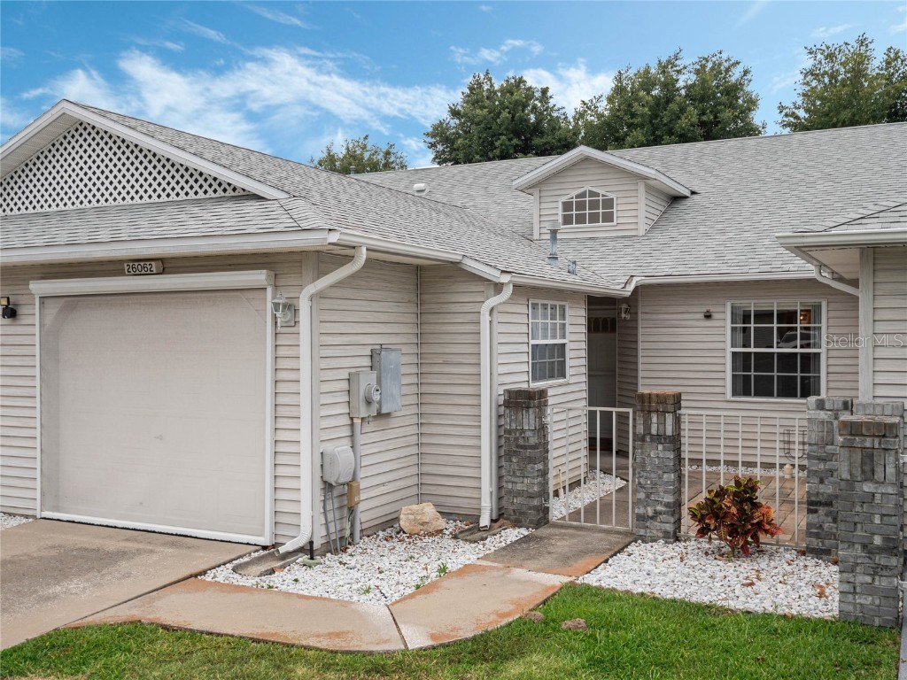 26062 Newcombe Circle Leesburg FL 34748 O6204229 image1