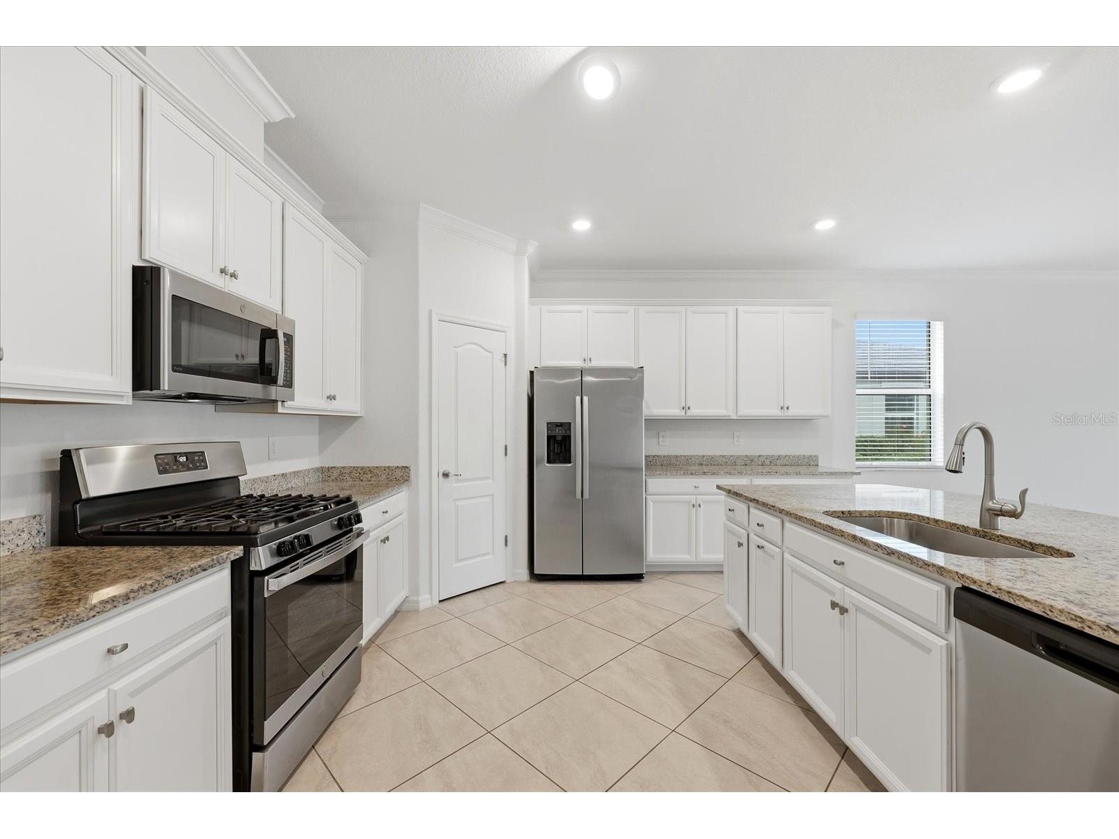 2607 Avolet Court Lakewood Ranch FL 34211 A4680176 image11