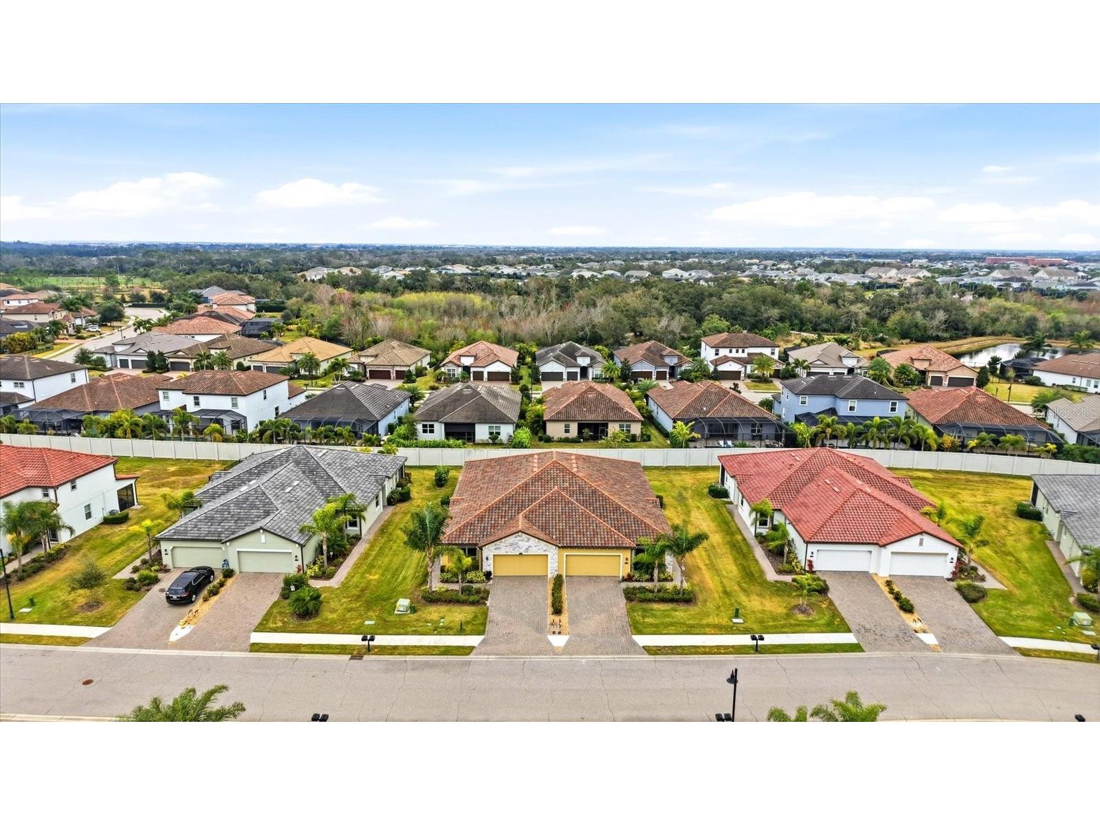 2607 Avolet Court Lakewood Ranch FL 34211 A4680176 image30