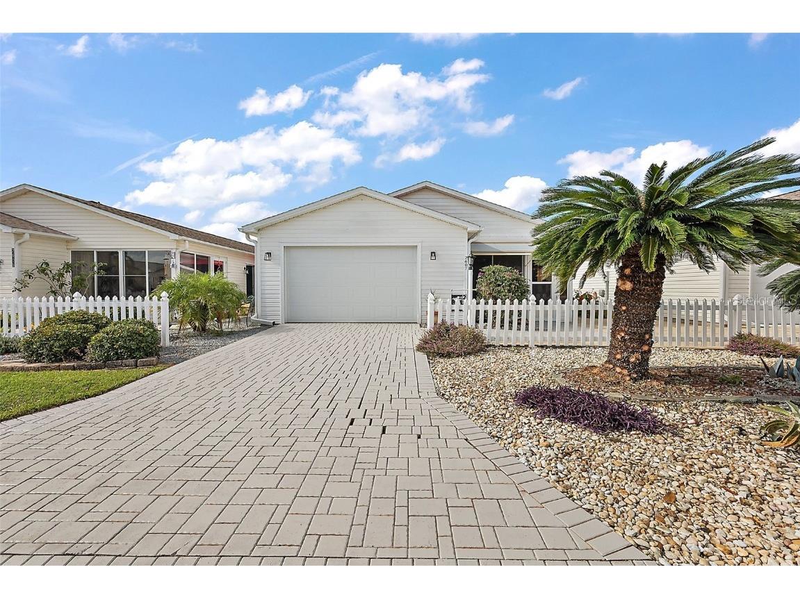 2607 Botello Avenue The Villages FL 32162 G5074861 image1