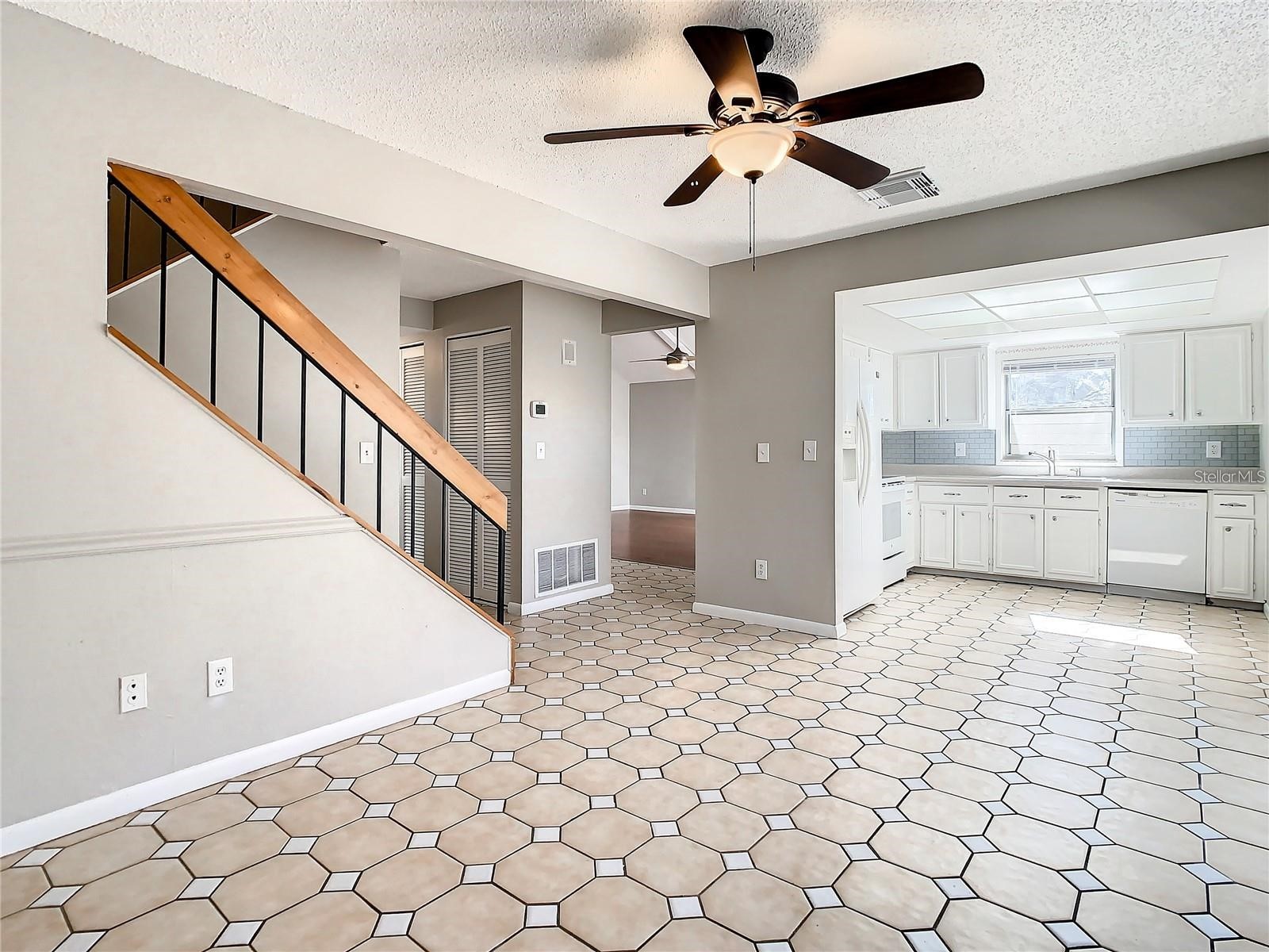 2607 Cedar View Court Clearwater FL 33761 TB8495166 image6