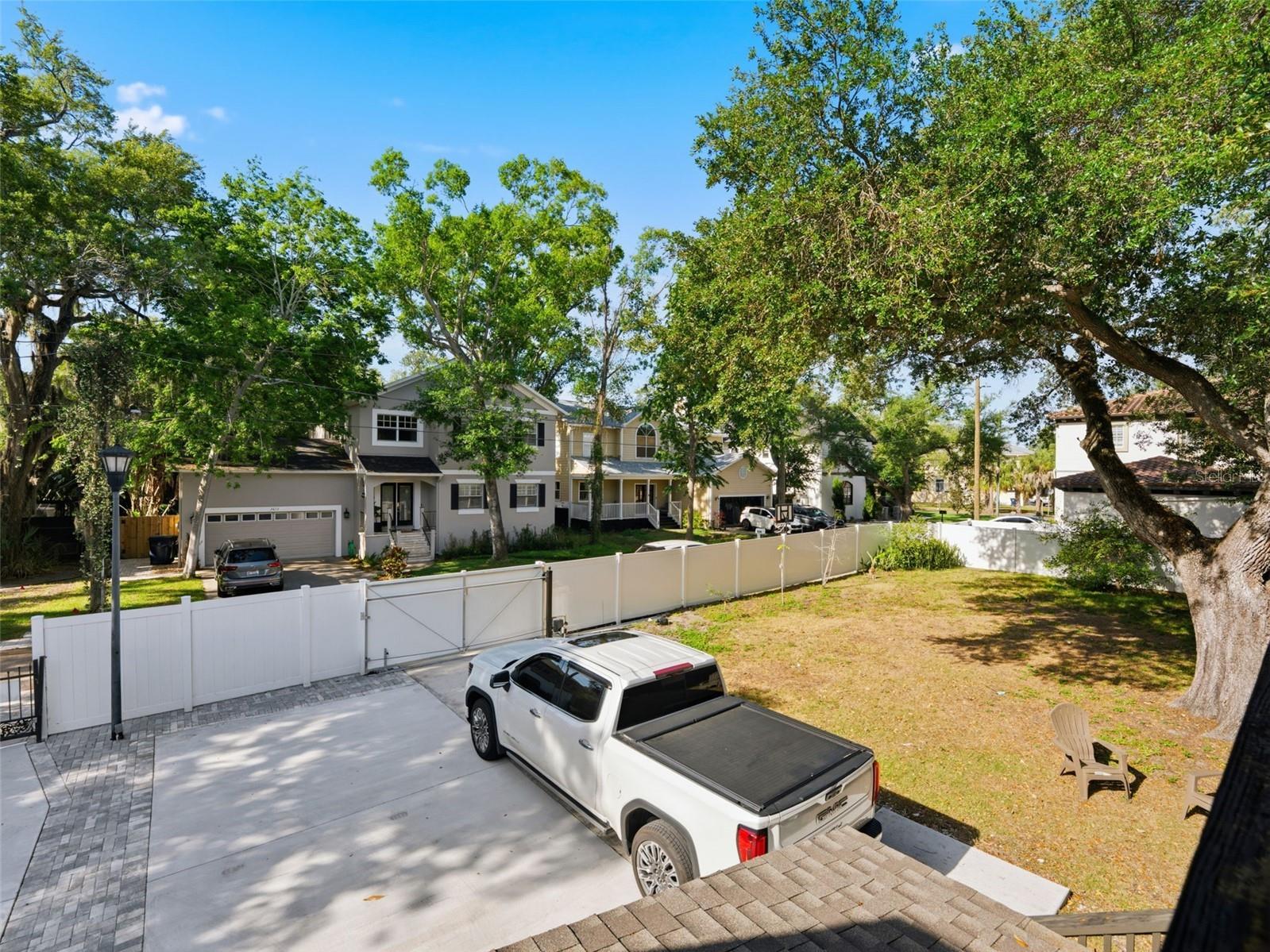 2607 W Wyoming Avenue Tampa FL 33611 TB8513983 image25